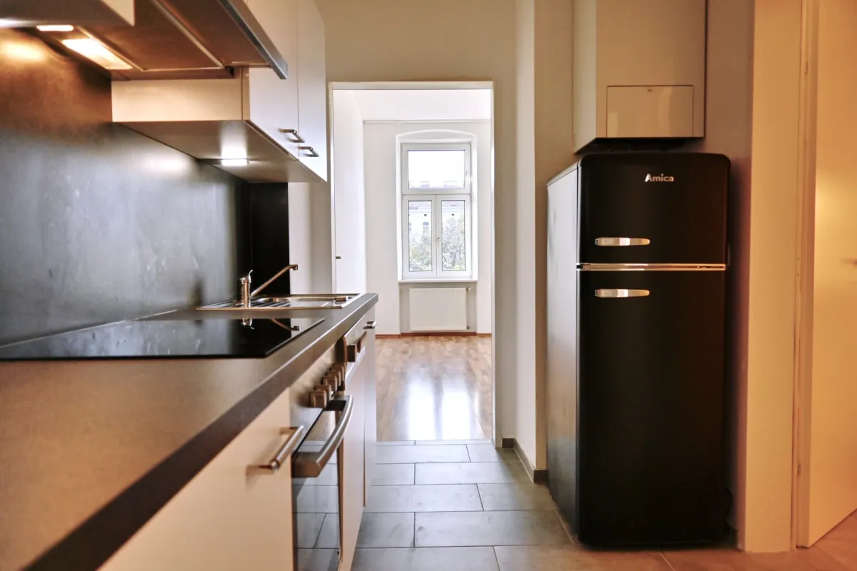 Klassisch wohnen, modern nutzen - Sanierte Eigentumswohnung ideal für Kurzzeitvermietung - Bild 1