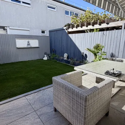 7 Minuten zur U2 - Reihenhaus - ruhiger sonniger Garten - Klimaanlage - Carport - Bild 2