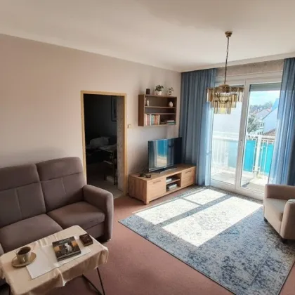 Sonnige ruhige Wohnung  mit großer Terrasse Nähe Zentrum Schwechat. - Bild 2