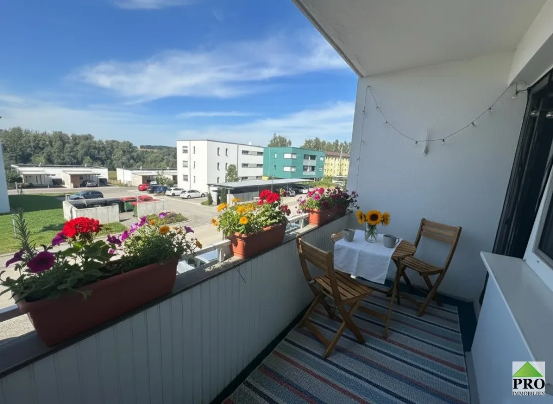 Schärding-Innviertel! Schöne, helle Eigentumswohnung in ruhiger Lage mit Loggia zu verkaufen! - Bild 1