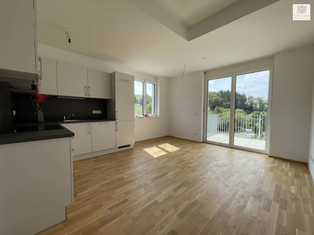 Wunderschöne 3-Zimmer-Wohnung mit großzügigem Balkon und traumhaftem Ausblick - Bild 1