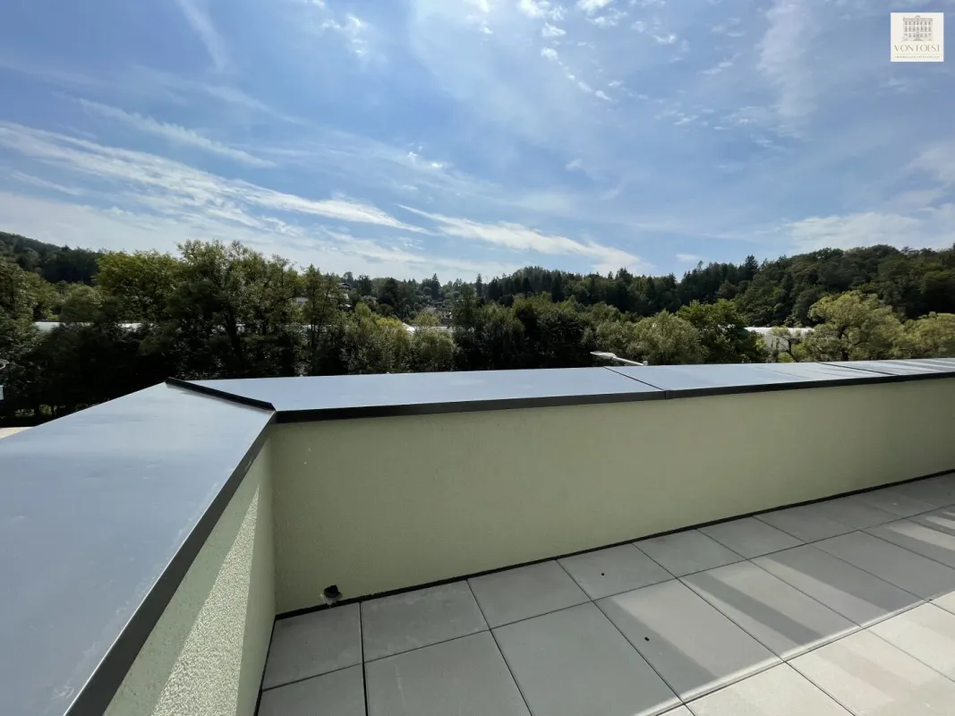 SMARTE TERRASSEN-WOHNUNG mit wunderschönem Ausblick - Bild 1