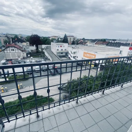 Sonnige 4-Zimmer Wohnung + Südbalkon..beste Wohnlage! - Bild 3