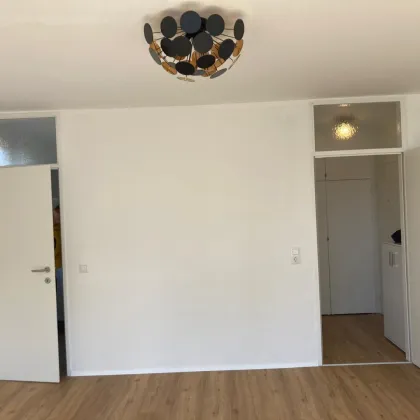 ANDRÄVIERTEL/NÄHE HAUPTBAHNHOF: Perfekte 1-Zimmer-Wohnung mit Loggia in bester Lage - Bild 3