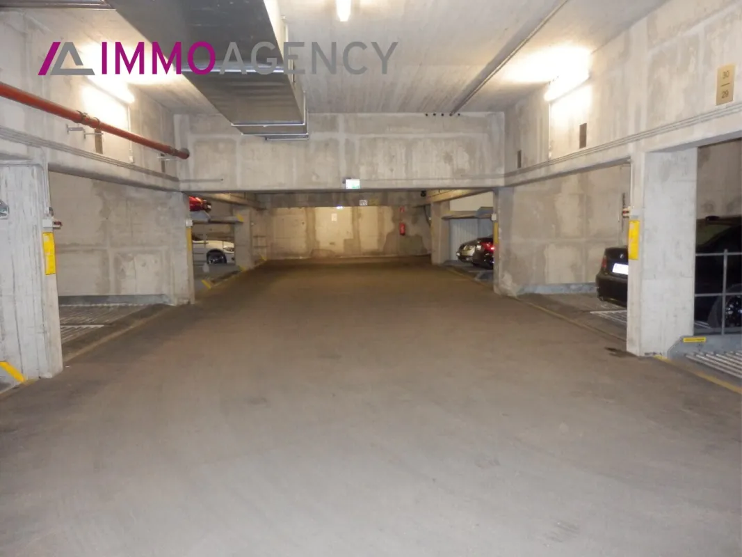 Garagenplätze Webergasse - Bild 1