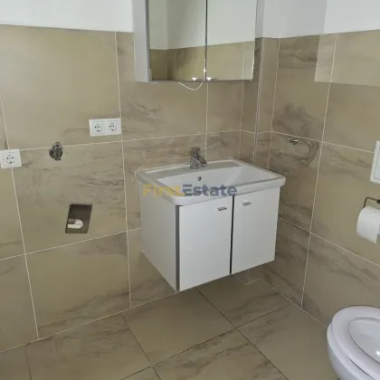 Repräsentatives Büro oder Ordination in denkmalgeschütztem Haus – in 1070 Wien - Bild 3