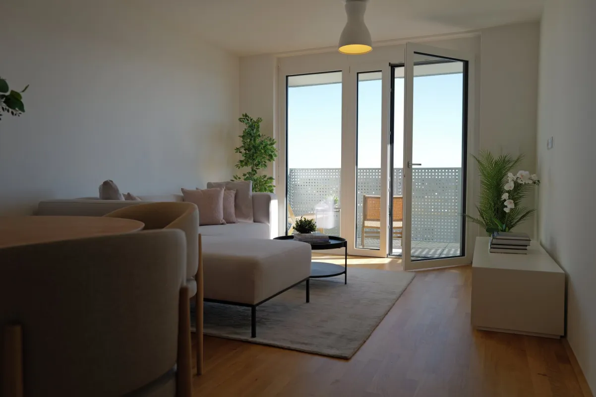 HELLE 3 ZIMMER WOHNUNG MIT KÜCHE + TERRASSE + SCHÖNER WEITBLICK - Bild 1