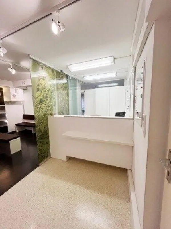 Möblierte Praxis ab sofort zu mieten - Bild 1