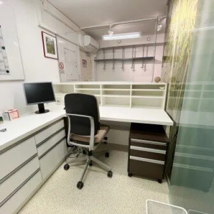 Möblierte Praxis ab sofort zu mieten - Bild 2