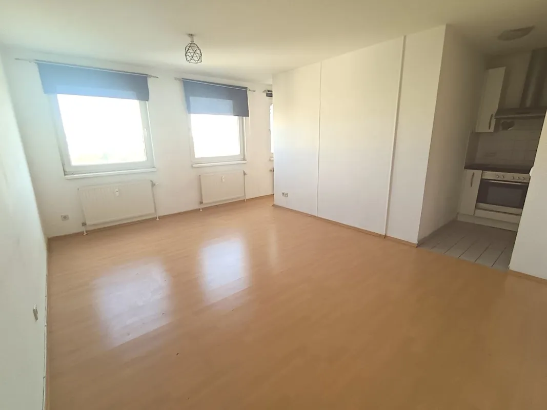Nähe Waldmüllerpark | Helle 2-Zimmer-Wohnung – ideal für Singles! - Bild 1
