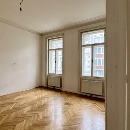 # SQ - CHARMANTE ALTBAUWOHNUNG IN EINEM GEPFLEGTEN ALTBAU -1080 WIEN - Bild 2