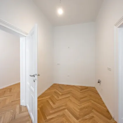*** Fugbachgasse 7: Generalsanierte 3 Zimmer Altbauwohnung mit praktischem Grundriss und Balkon *** Nähe Augarten *** - Bild 3