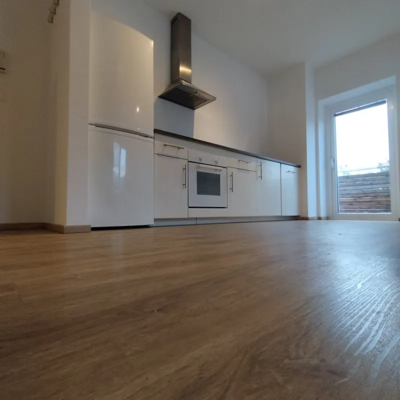 Schöne Mietwohnung mit großer Terrasse - Bild 1