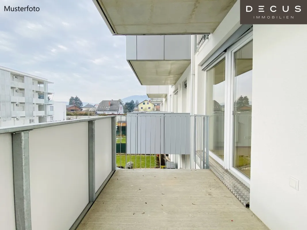 | SEHR GUT AUFGETEILT | 2 ZIMMERWOHNUNG | ULMENHOF - Bild 1