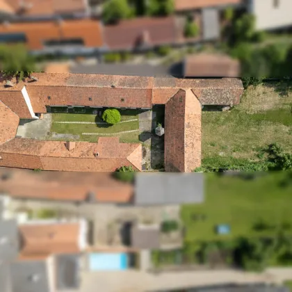 Vielseitiger Vierkanthof mit Werkstatt, Lagerflächen & 2 Wohneinheiten in Zillingdorf zu vermieten - Bild 2