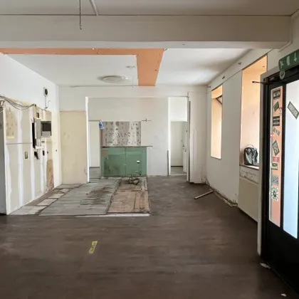 220 m² Geschäftsfläche für Büro/ Praxis/ Lokal mit großen Auslagenfronten nähe Hütteldorfer Straße! - Bild 3