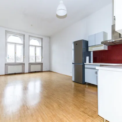 AB 01.01.2026 VERFÜGBAR I INNENHOFRUHELAGE I OPTIMALE VERKEHRSANBINDUNG I ZENTRAL & RUHIG I BALKON I HAUSTIERE WILLKOMMEN I PROJEKT WOHNEN - Bild 2
