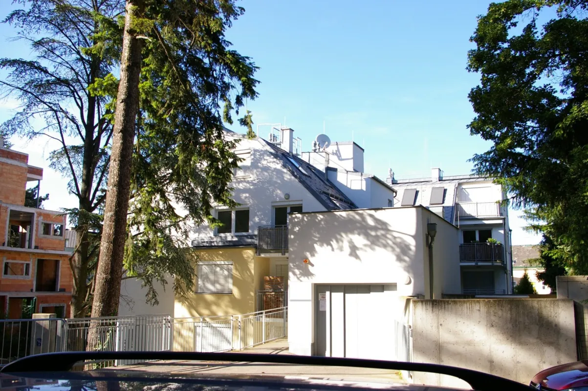 Garagenstellplatz - Seuttergasse 44 - Bild 1