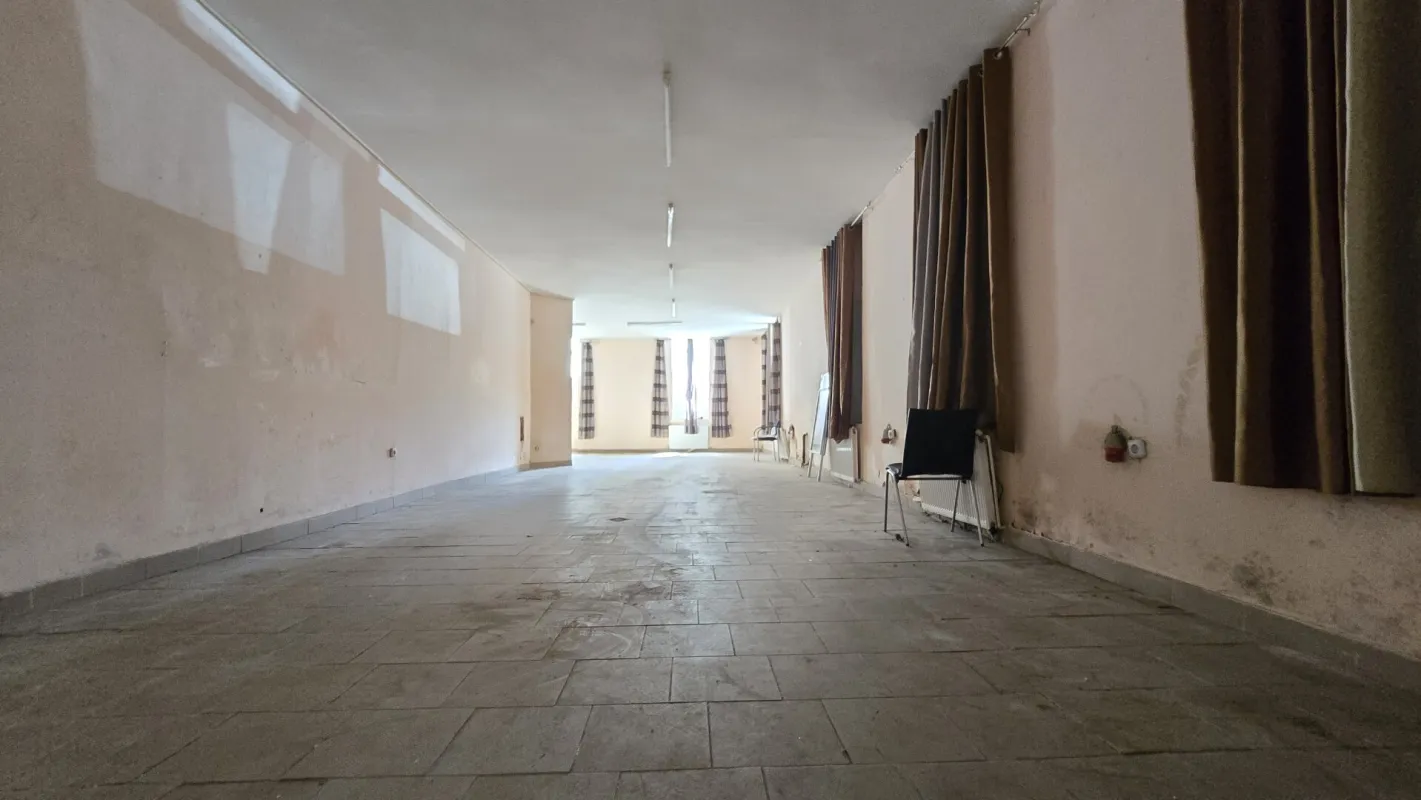 Geschäftslokal, Gewerbeimmobilien, Souterrain Sanierungsbedürtig - Bild 1