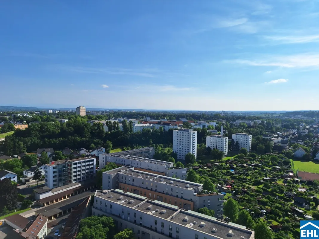 2 Zimmer Wohnung mit hochwertiger Ausstattung und Weitblick über Linz - Bild 1