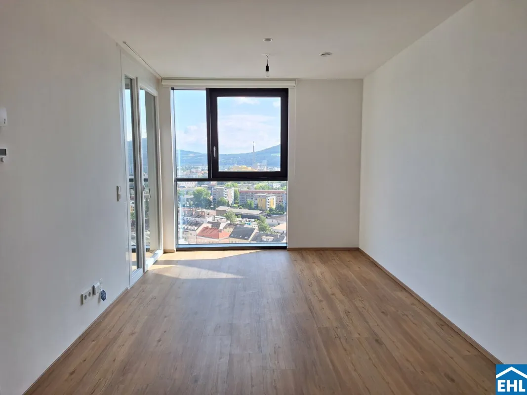 Lichtdurchflutete 2 Zimmer Wohnung mit perfekter Anbindung - Bild 1