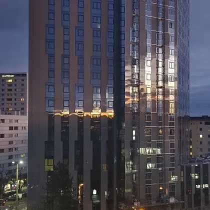 Lichtdurchflutete 2 Zimmer Wohnung mit perfekter Anbindung - Bild 3