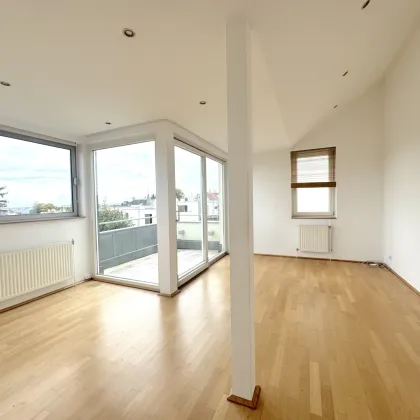 TERRASSENWOHNUNG MIT TRAUMHAFTER FERNSICHT - Bild 2