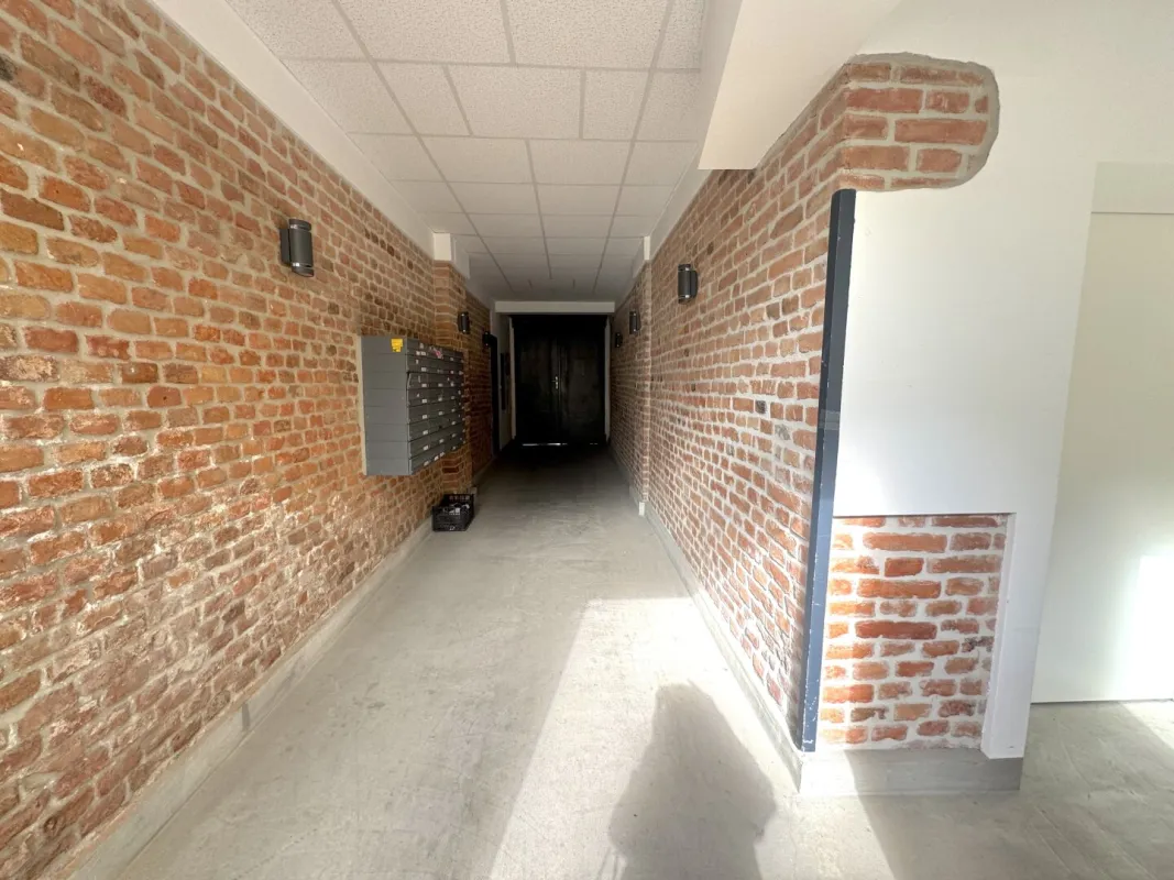 GEWERBEFLÄCHE - PRAXISRÄUMLICHKEITEN - COWORKING SPACE - AUSSTELLUNGSPLÄCHE - Bild 1