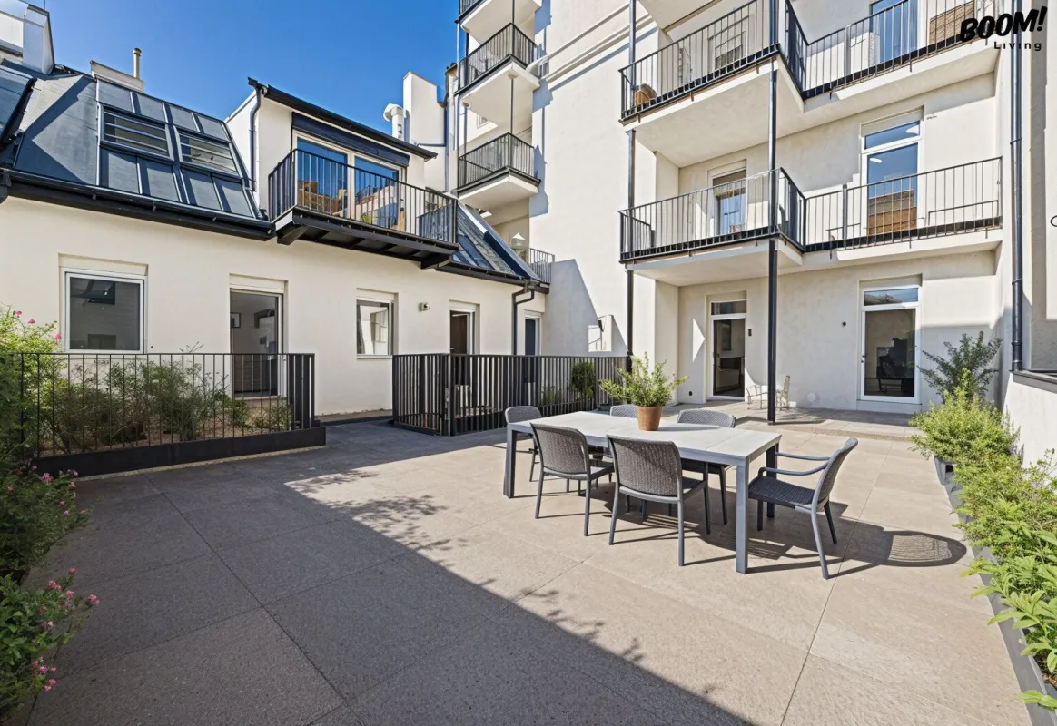 Stilvoll Wohnen // Wiener Altbau-Juwel // Hochwertige Ausstattung und moderne Technik // Luft-Wasser-Wärmepumpen - Bild 1