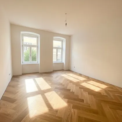 Erstbezug in U-Bahn-Nähe! Liebevoll generalsanierte 2-Zimmer-Wohnung in Gründerzeithaus - Bild 3