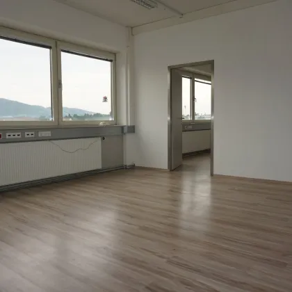 Modernes Büro in Urfahr: 135m², 3 Räume, Aufzug & Klimaanlage! Ideal für Ihr Business! - Bild 2