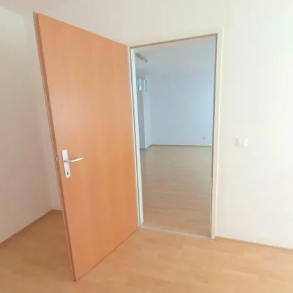 Nähe Waldmüllerpark | Gemütliche 2-Zimmer-Wohnung – Top Anbindung - Bild 2