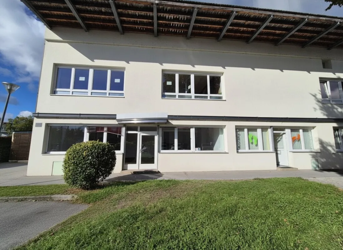 **Zu vermieten** Geschäftslokal mit Parkmöglichkeit! - Bild 1