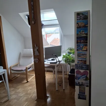 Charmante Dachgeschoßwohnung in Zentrumsnähe - Bild 3
