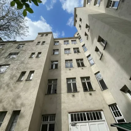 Eckzinshaus mit Rohdachboden - Bild 2