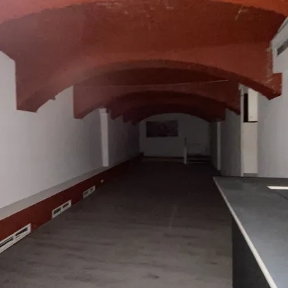 Tolle Ecklokal, Sehr Frequente Lage- Im Herzen von Favoriten- 4 Min. zur U1 Reumannplatz - Bild 3