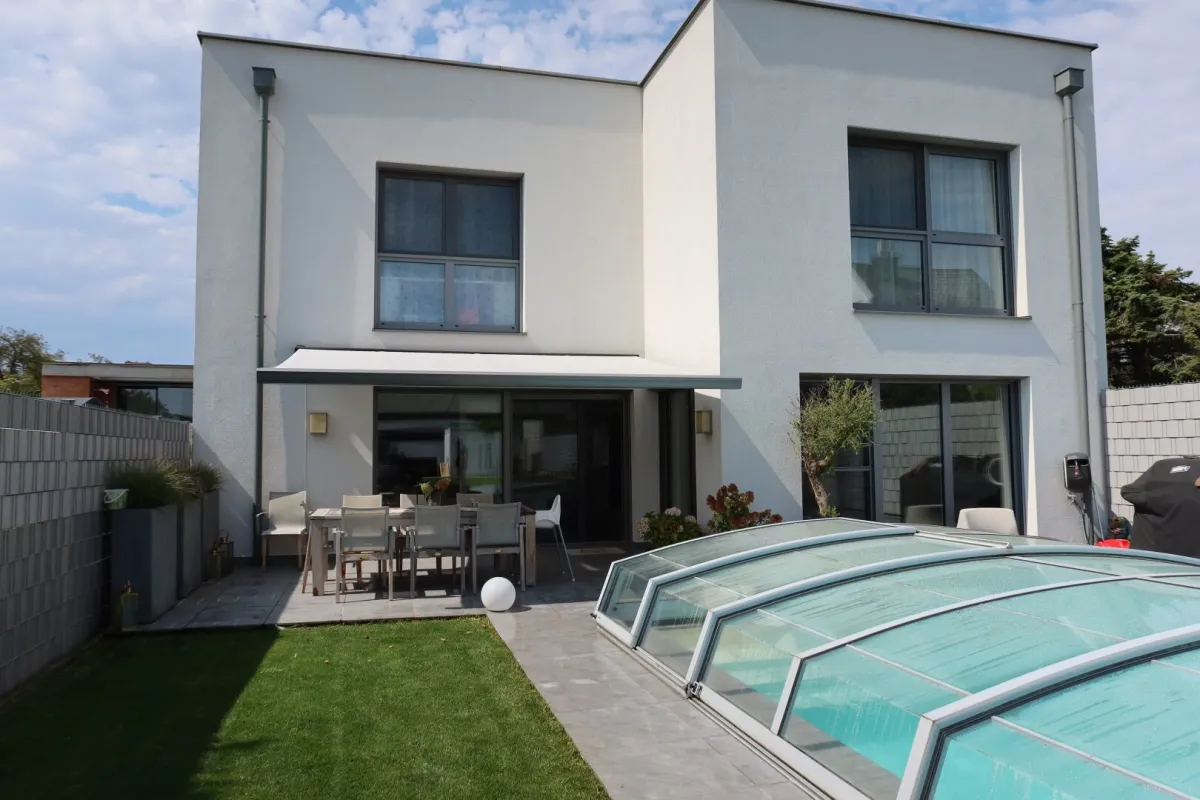 Modern Living in Enzersfeld – stilvolles Einfamilienhaus mit Garten & Pool - Bild 1