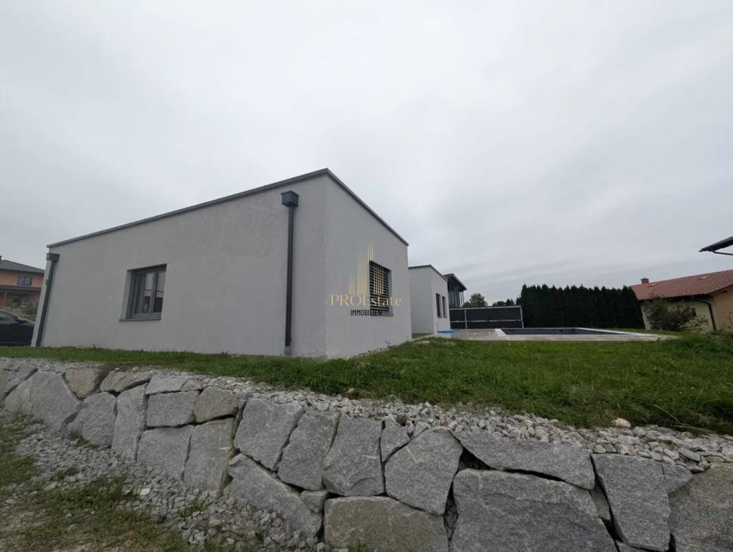 Neuwertiger Bungalow in Peuerbach: 4 Zimmer, Pool, Terrasse – Ihr Traumhaus wartet! - Bild 1