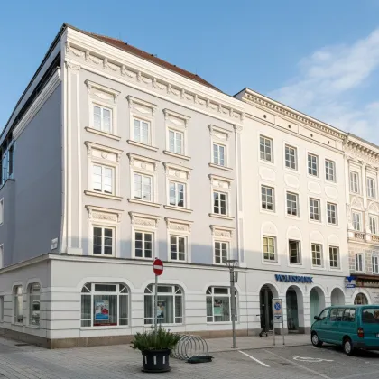 Großzügige, helle Büro- oder Praxisfläche in repräsentativem Stadthaus am Roßmarkt - Bild 2