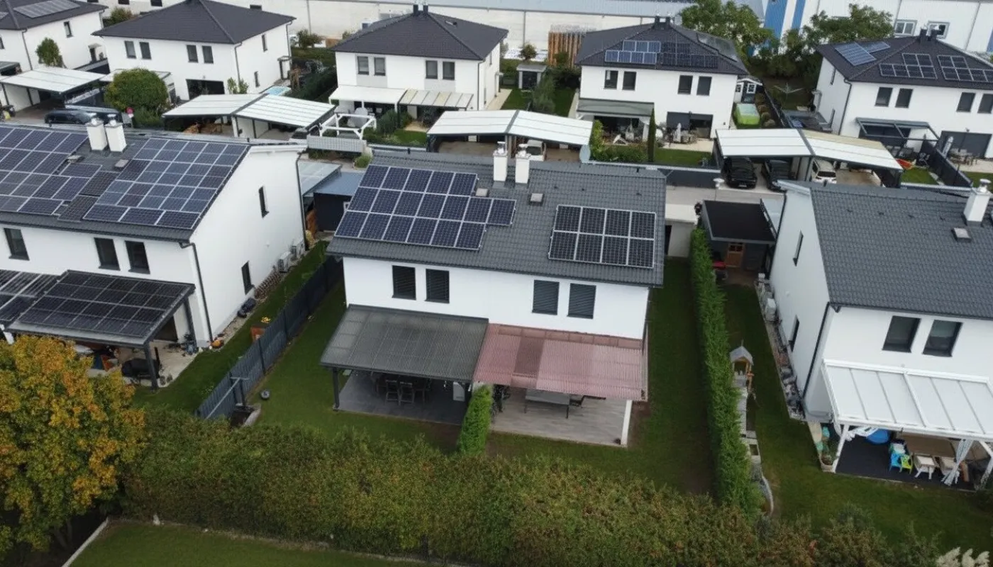 Einfamilienhaus in gekoppelter Bauweise - Bild 1