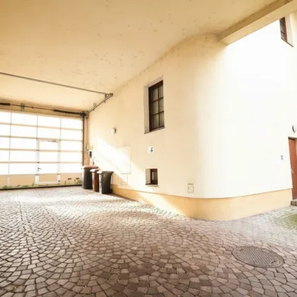 BÜRO- oder ORDINATIONSGEBÄUDE mit einer Nutzfläche von ca. 320 m² inkl. mehreren Garagen- und Autoabstellplätzen - Bild 2