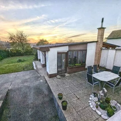 Gepflegtes Einfamilienhaus mit schönem Garten im Blaufränkischland - 2 Garagen, voll unterkellert- Zugverbindung Richtung Wien! - Bild 2