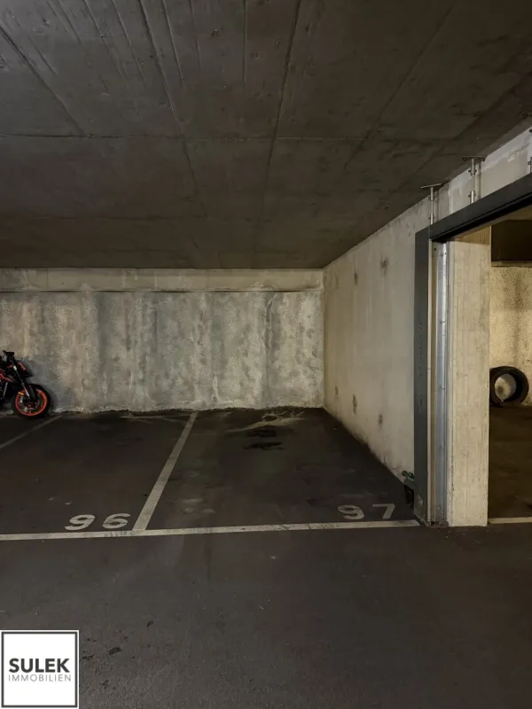 ab sofort: Garagenplatz in der Spengergasse nähe Matzleinsdorfer Platz zu Mieten! - Bild 1