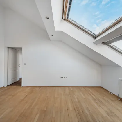 Westseitige Dachgeschoßwohnung mit tollem Grundriss! - Bild 2