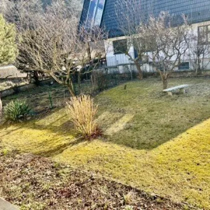 Senftenberg im Weinbaugebiet Kremstal: Zweifamilienhaus mit Balkonen, Garten und Garage - Bild 3