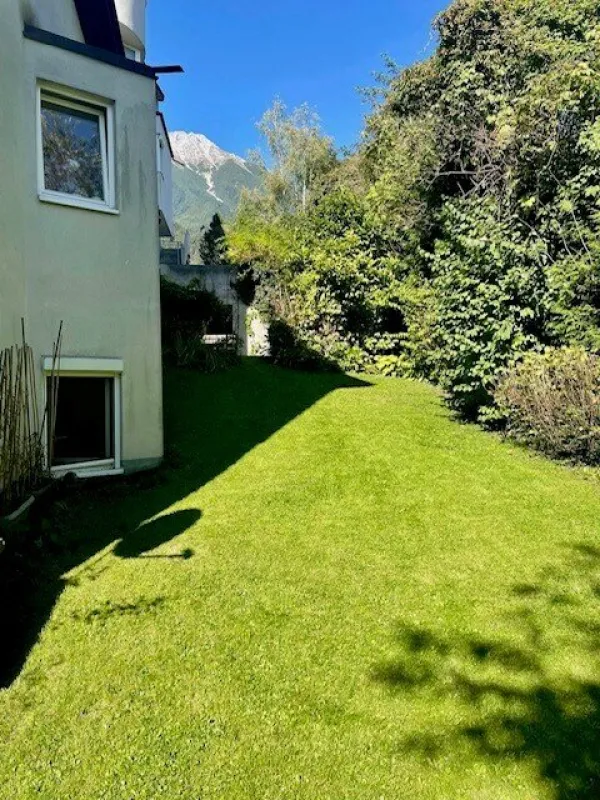 Idyllisches Eck-Reihenhaus mit Garten in zentraler Lage von Mühlau - Bild 1