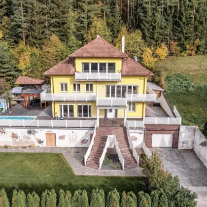 Exklusives Familienanwesen in absoluter Ruhelage - 473 m2 Wohnkomfort mit Pool, Wintergarten & großem Gartenparadies - Bild 2