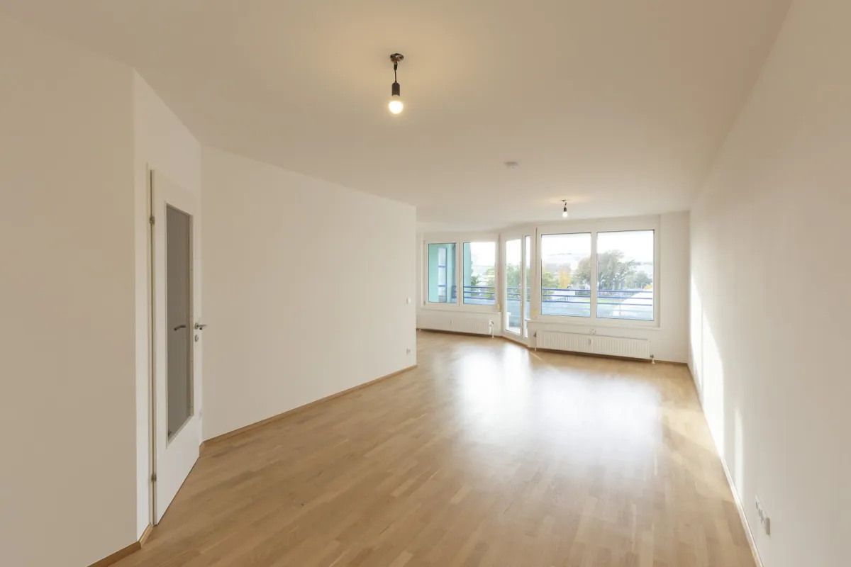 Wohnpark Kornhäusel | Großzügige Familienwohnung mit westseitiger Loggia und hofseitigen Schlafzimmern - Bild 1