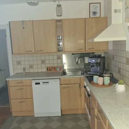 Charmante 3-Zimmer-Wohnung in Mauthausen mit Grünfläche und zwei Stellplätzen - Bild 2