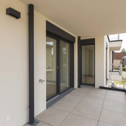 Erstbezug | Sonnige Zwei Zimmer Balkonwohnung inkl. Einbauküche - Bild 2